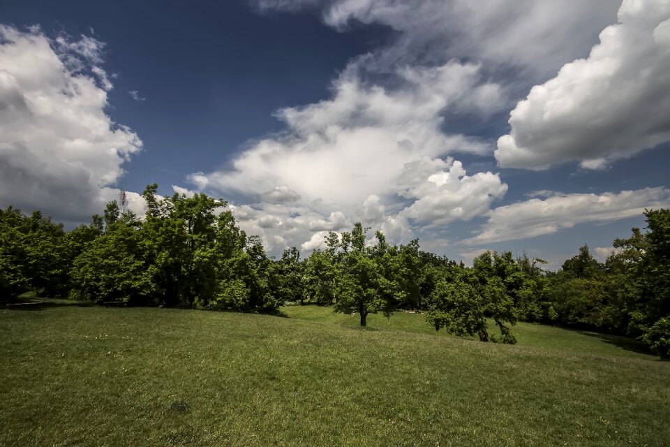 Chilling city clouds