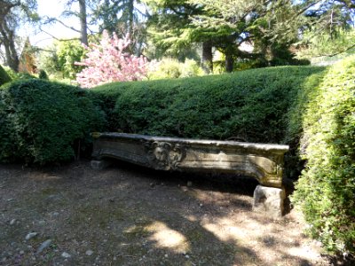 La Mulatière - Jardin de La Bonne Maison - Banc en pierre
