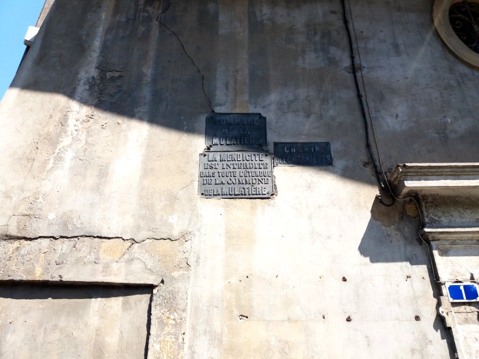 La Mulatière - Chemin de Fontanières - Plaques diverses