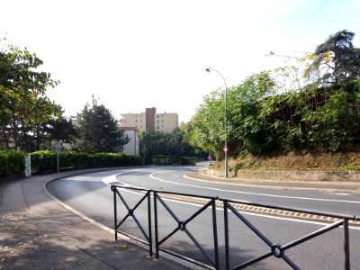 La Mulatière - Avenue Général de Gaulle, depuis la rue Clément Mulat