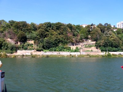 La Mulatière - Escaliers vus depuis le quai Rambaud