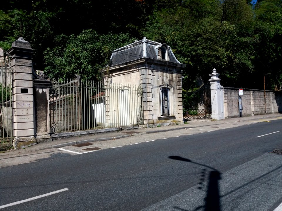 La Mulatière - Quai Jean-Jacques Rousseau - Belle Rive - Bâtiment droit