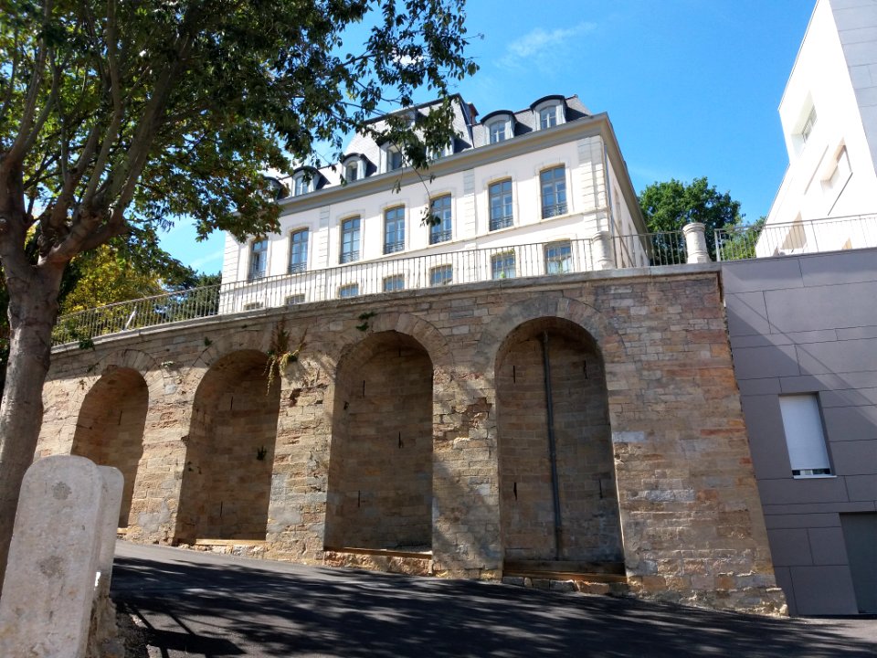 La Mulatière - Quai Jean-Jacques Rousseau - Numéro 40 - Le Belvédère - Bâtiment