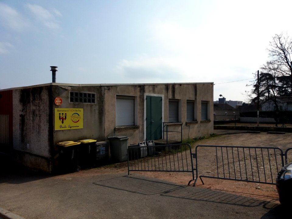 La Mulatière - Rue Clément Mulat - Bâtiment ECM Sainte Foy
