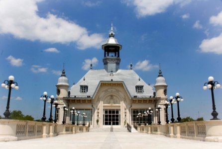 La Pasarela De La Terraza Del Muse Del Arte De Tigre (197332687)