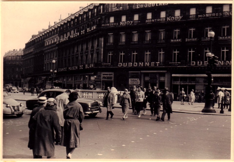 La Grande maison de blanc, 6 boulevard des Capucines, Parijs 1959