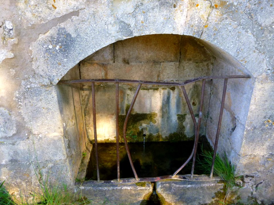 La Piedra - Fuente 1
