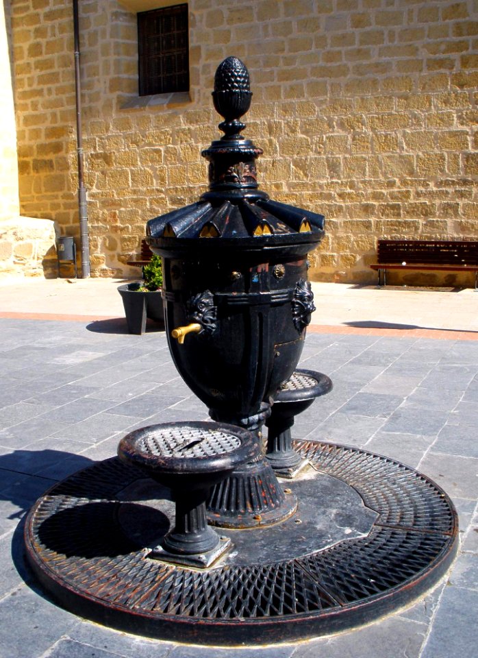 La Puebla de Arganzón - Fuente 1