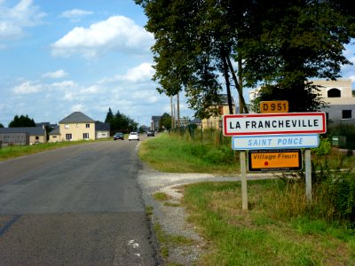La Francheville (Ardennes) city limit sign