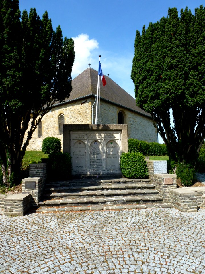 La Horgne (Ardennes) memorial des Spahis (1)