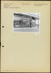 Laddersteigertje voor een etalage, Bestanddeelnr 256-2308