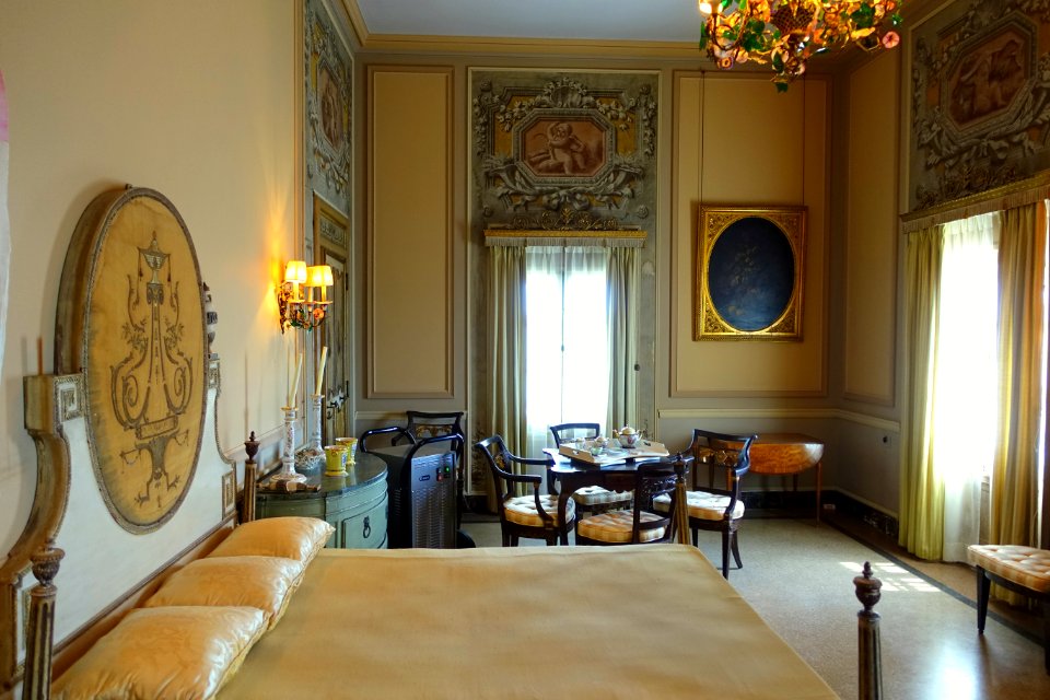 Lady Hamilton Bedroom - Vizcaya Museum and Gardens - Miami, Florida - DSC08595