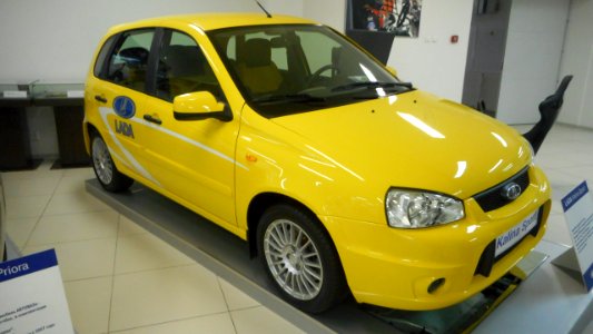 Lada Kalina Sport yellow putin 2