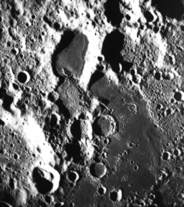 Lacus Solitudinis AS15-M-2628