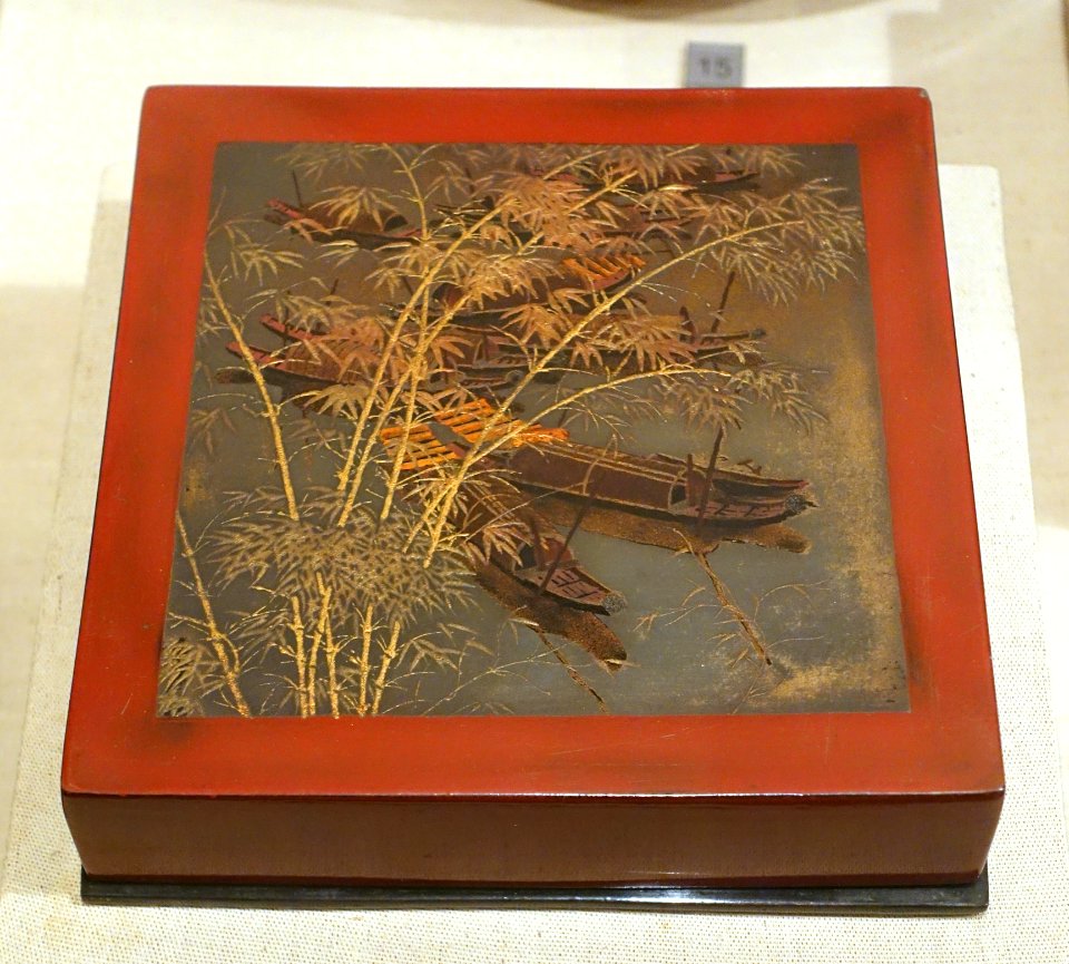 Lacquered box - Vietnam National Museum of Fine Arts - Hanoi, Vietnam - DSC05256