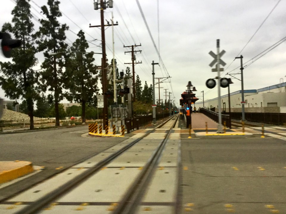 LACMTA Gold Line Duarte Station, looking down the tracks