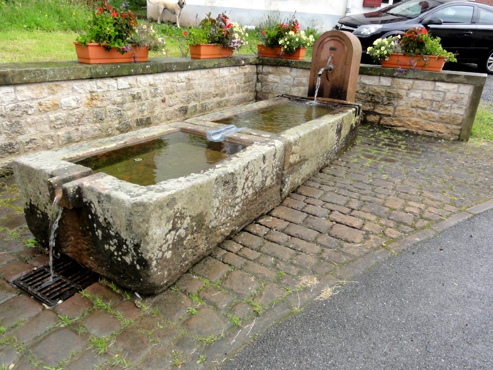 Lachapelle (M-et-M) fontaine B