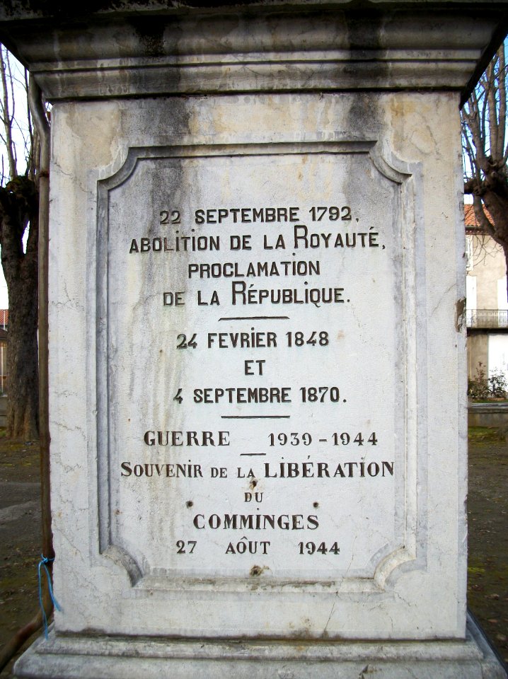 Labarthe-Rivière Colonne de la République 03
