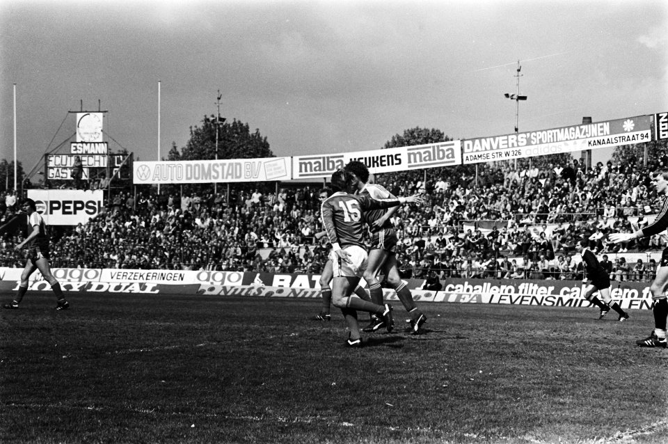 Laatste wedstrijd in stadion Galgenwaard in Utrecht, FC Utrecht tegen PSV, De Kr, Bestanddeelnr 931-4401