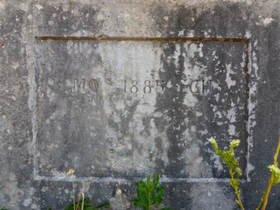 Labeaume - Inscription de la croix photo