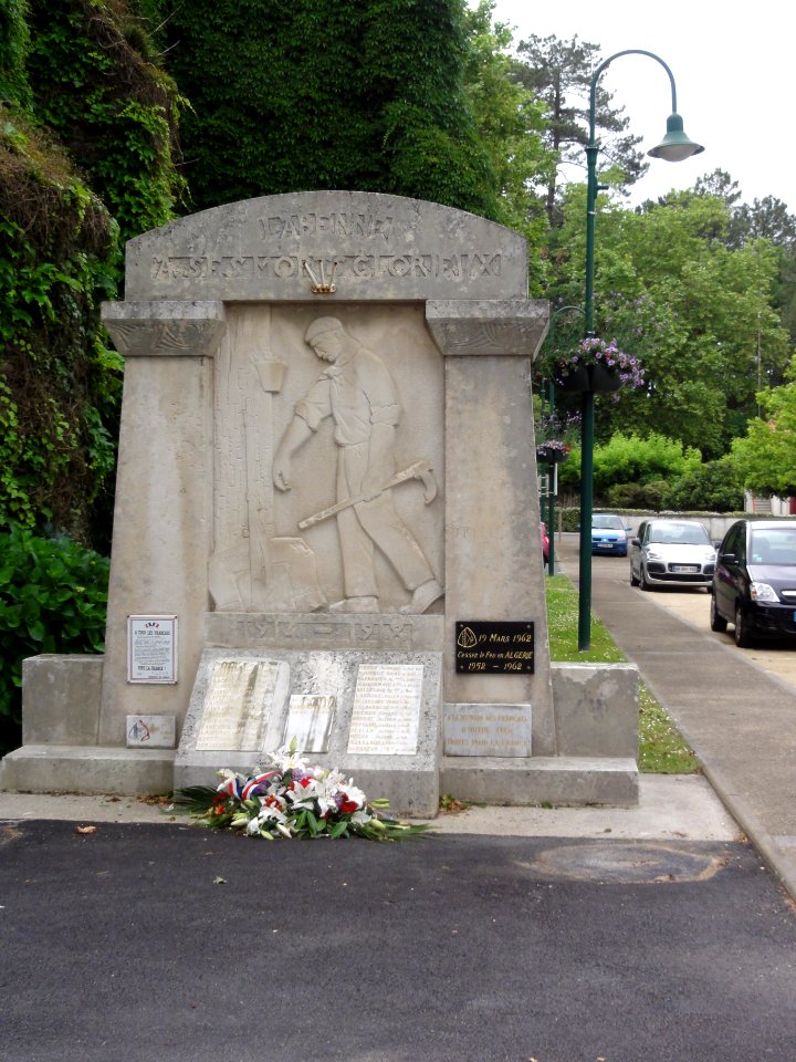 Labenne (Landes) monument aux morts