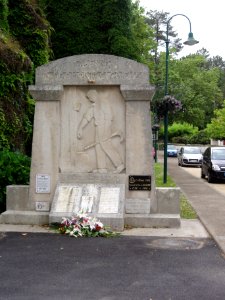 Labenne (Landes) monument aux morts