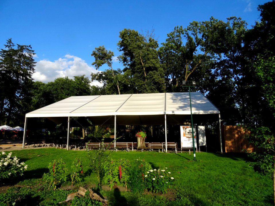 Labiszyn Park Island w1