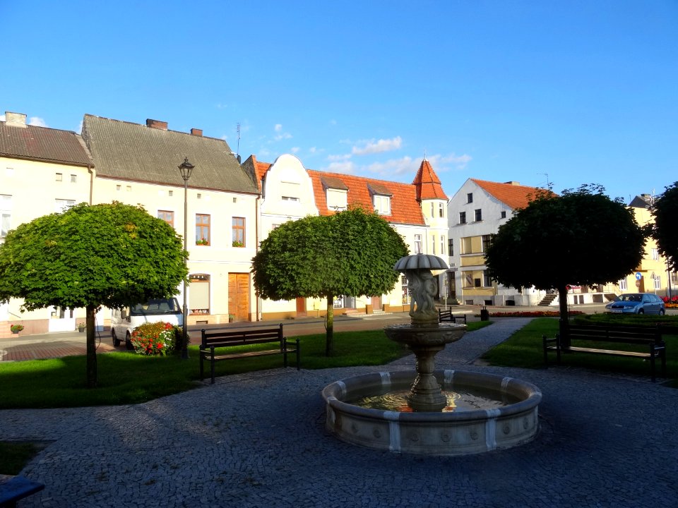 Labiszyn market square7