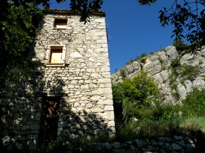 La Roche-sur-le-Buis Château 25