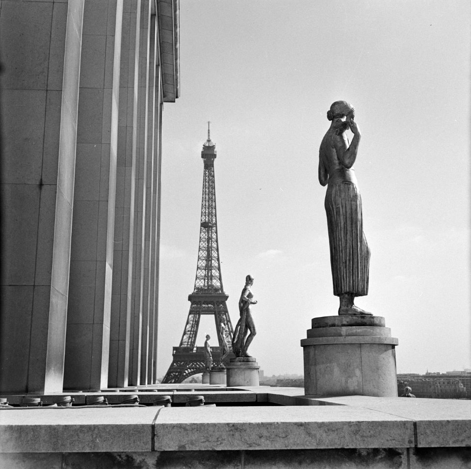 La Tour Eiffel, gezien vanuit Het Palais de Chaillot (Trocadéro), Bestanddeelnr 254-0623