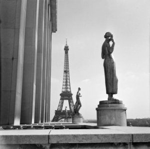 La Tour Eiffel, gezien vanuit Het Palais de Chaillot (Trocadéro), Bestanddeelnr 254-0623 photo