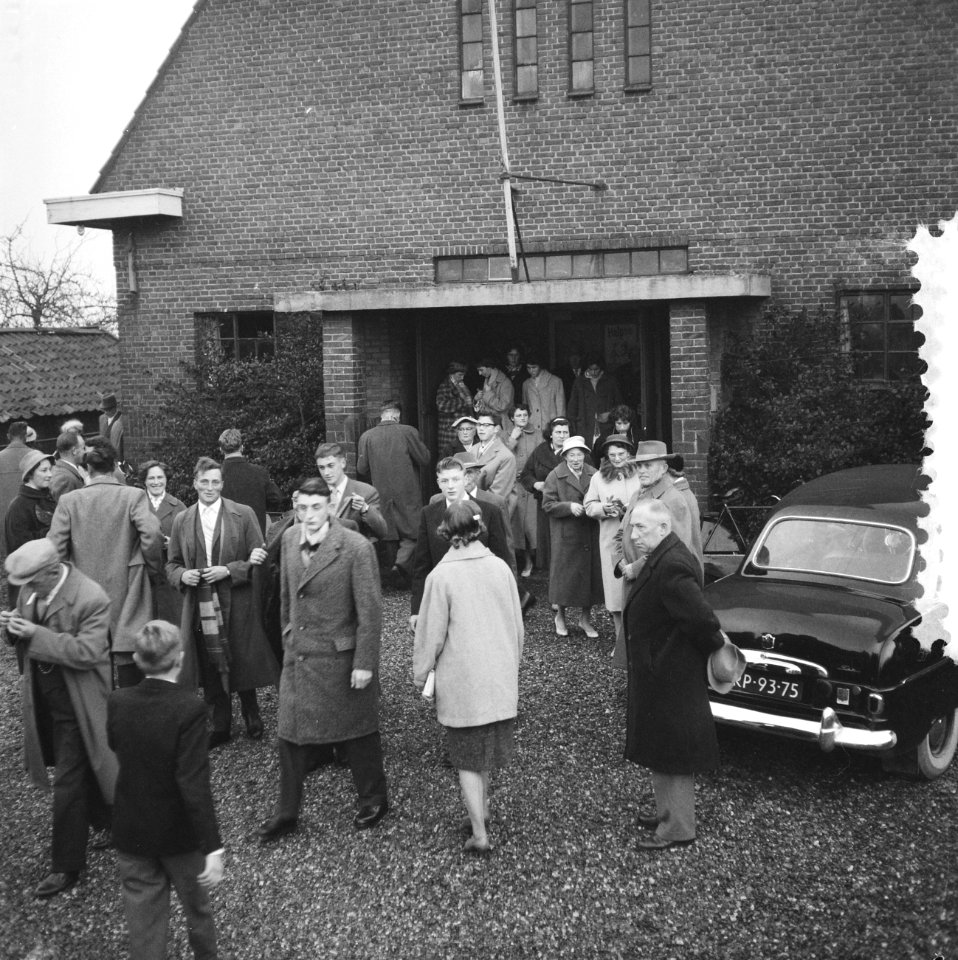 Laatste kerkdienst in het dorp Rijk bij Schiphol, Bestanddeelnr 910-8396