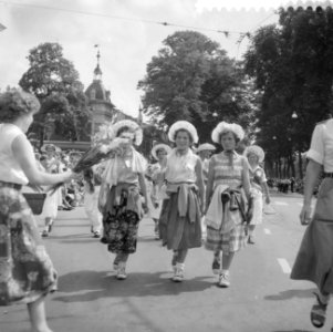 Laatste dag van de vierdaagse te Nijmegen, Bestanddeelnr 909-7404