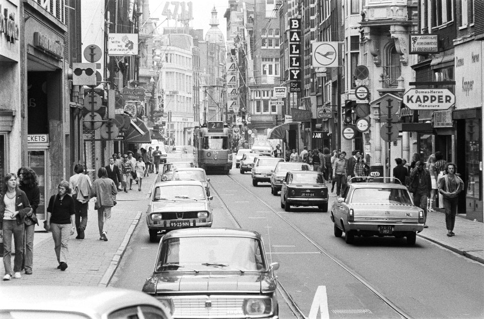 Laatste dag verkeer in Leidsestraat Amsterdam, Bestanddeelnr 924-7643