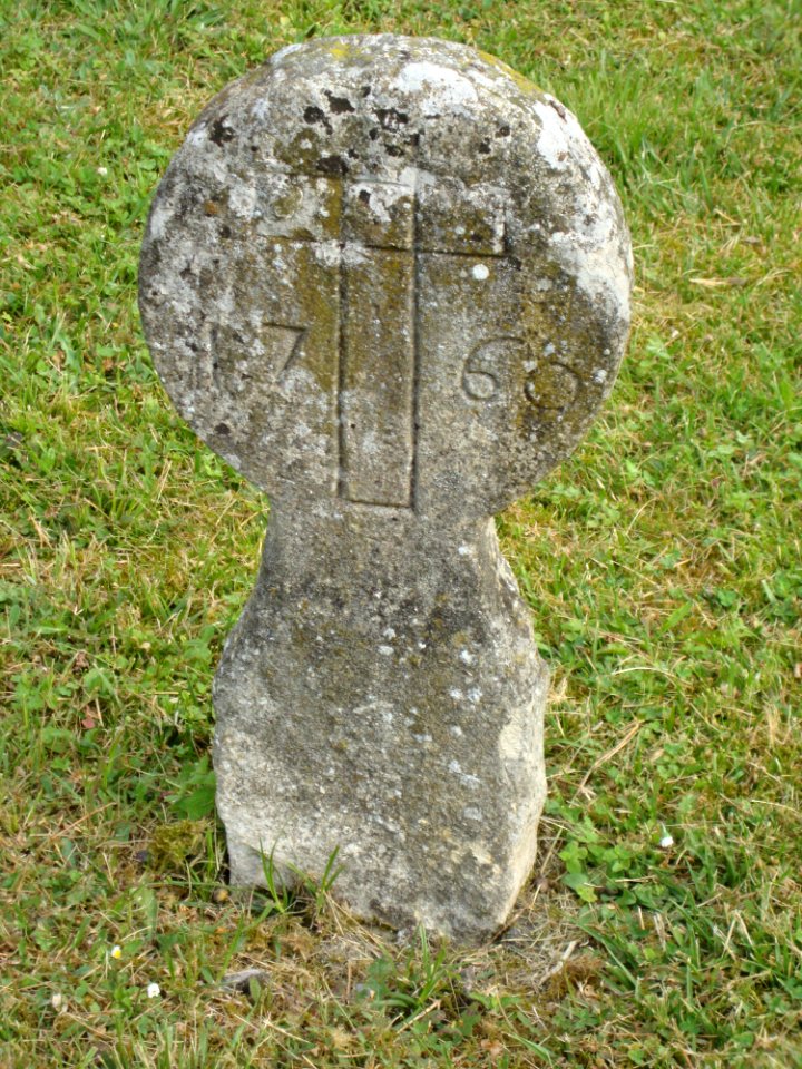 Lacommande (Pyr-Atl, Fr) stèle 4