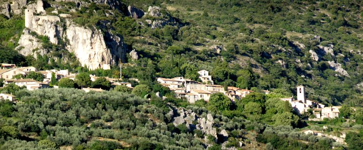 La Roche-sur-le-Buis Vue d'ensemble 16