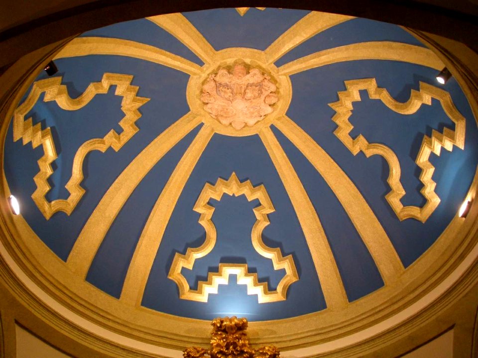 La Vid - Monasterio de Santa María, interior de la iglesia 01