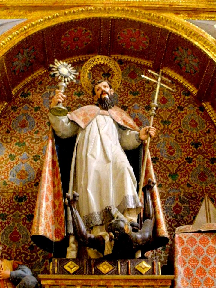 La Vid - Monasterio de Santa María, interior de la iglesia 03