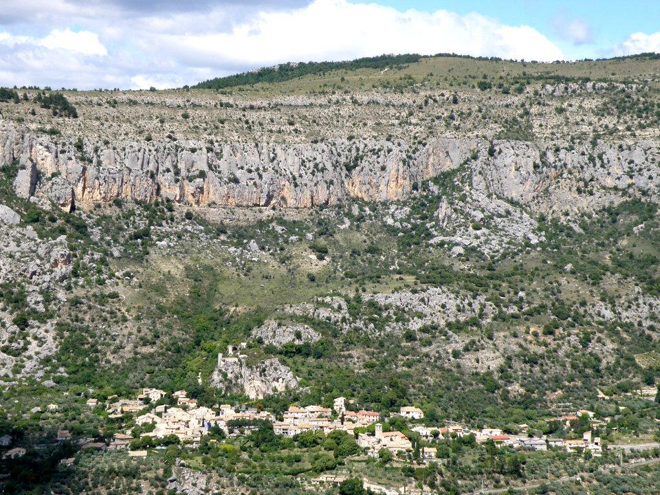 La Roche-sur-le-Buis Vue d'ensemble 11