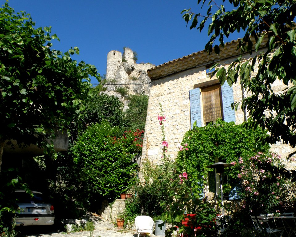La Roche-sur-le-Buis Vieux bourg 4