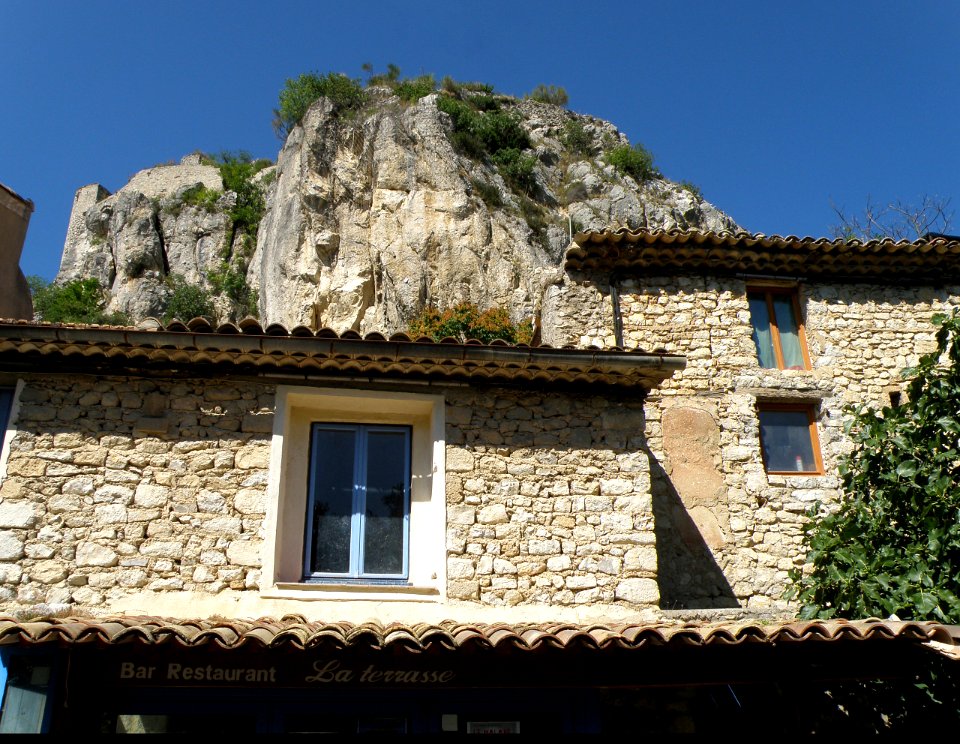 La Roche-sur-le-Buis Vieux bourg 12
