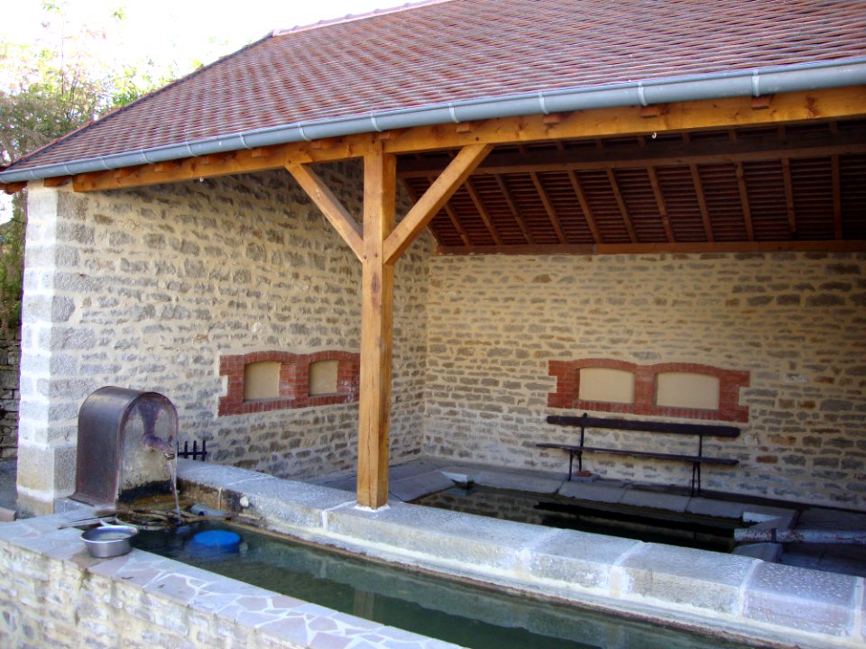La Rochepot (Côte-d'Or, Fr) Lavoir