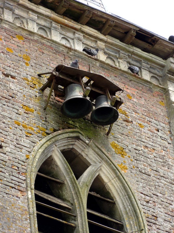 La Ville-aux-Bois-lès-Dizy (aisne) Église Saint-Fiacre-et-Saint-Blaise (05)