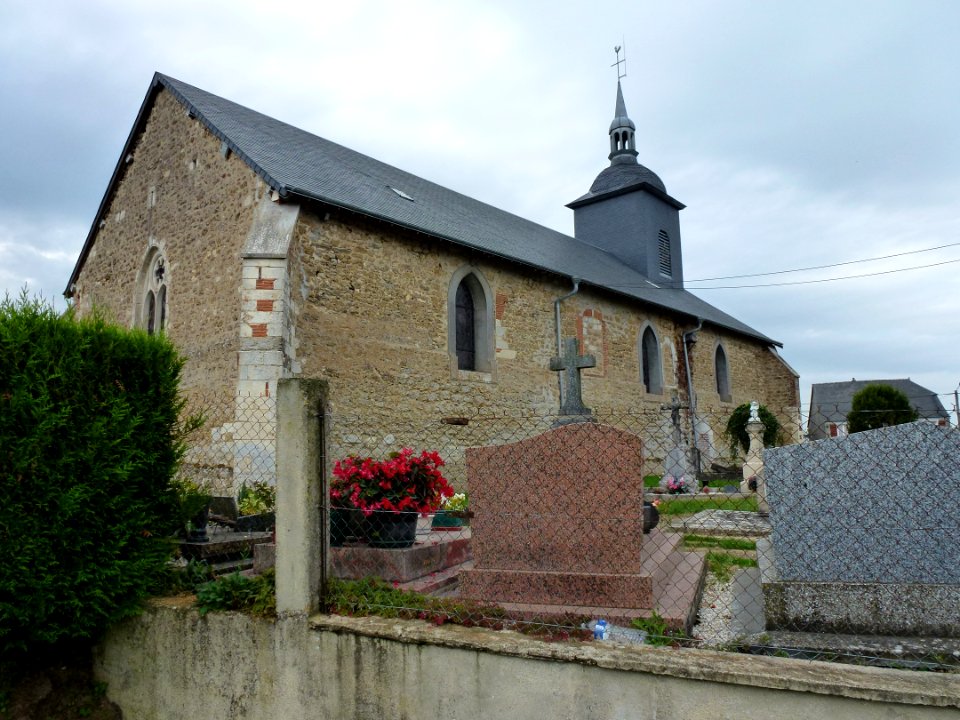 La Romagne (Ardennes) église Église Saint-Jean