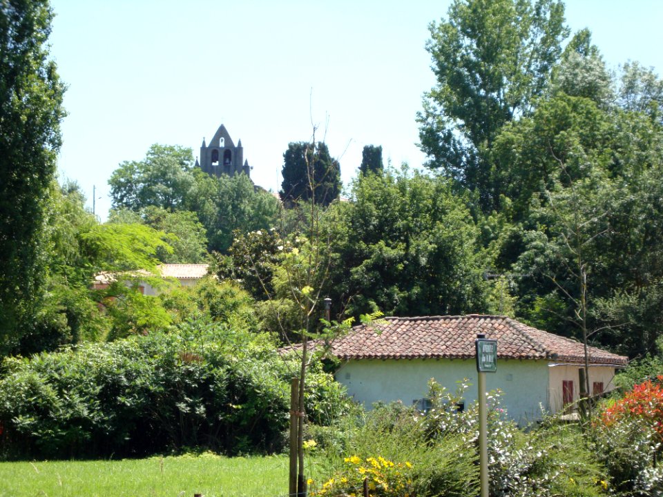 L'Isle-Arné (Gers, Fr) vue du village
