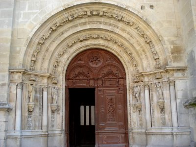 L'Isle-Adam, portail de l'église