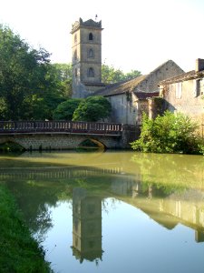 L'Isle-de-Noé (Gers, Fr) église et pont sur la Petite Baïse