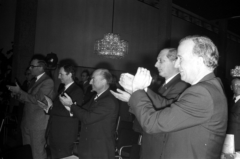 KVP partijraad bijeen, Rotterdam, Bestanddeelnr 925-1842