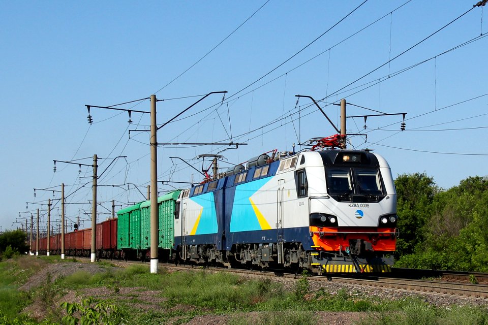 KZ8A-0035, Казахстан, Карагандинская область, перегон Караганда - Майкудук (Trainpix 198341)