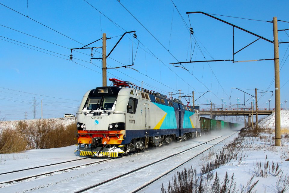 KZ8A-0014, Казахстан, Карагандинская область, перегон Жана Караганды - Майкудук (Trainpix 187493)